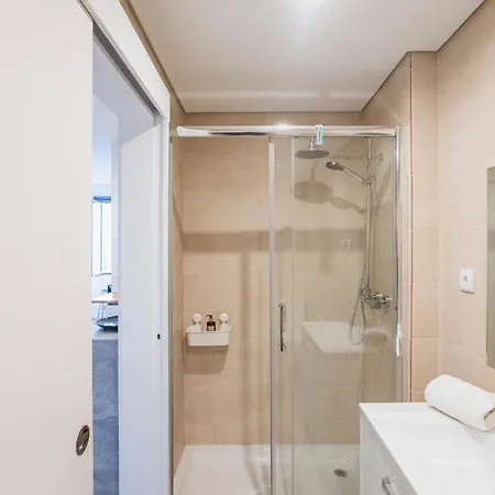 Seaside 1Br Flat W/ Ac In Matosinhos By Lovelystay Exterior foto