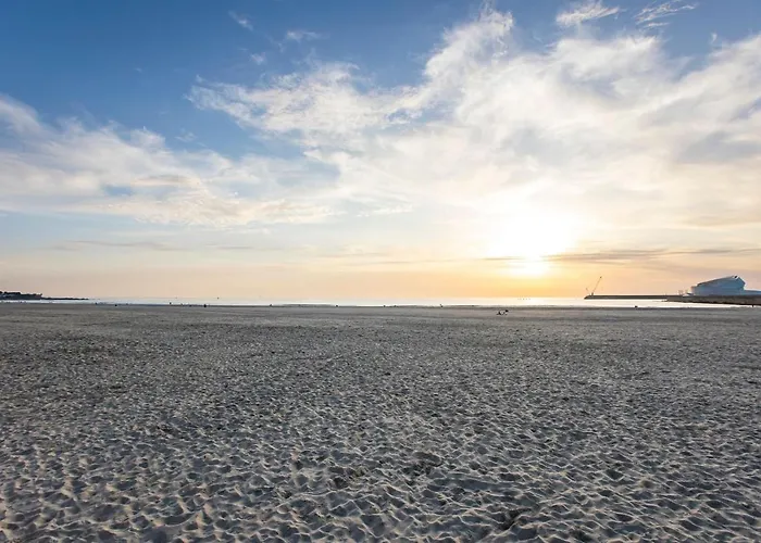 Seaside 1Br Flat W/ Ac In Matosinhos By Lovelystay